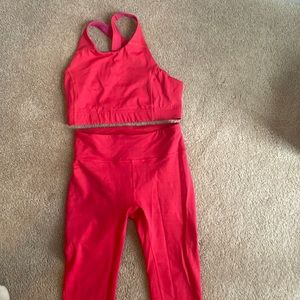 Outdoor voices workout set